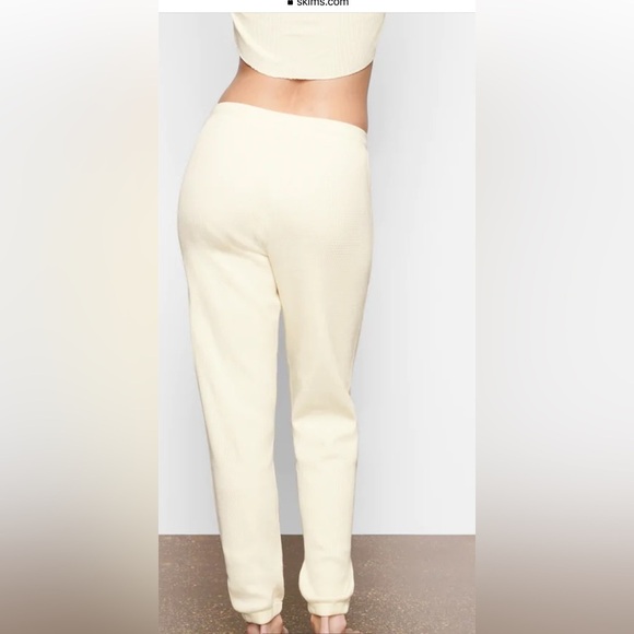 NWT! SKIMS Size 3X bone waffle crop sweatshirt and joggers set - Picture 5 of 13